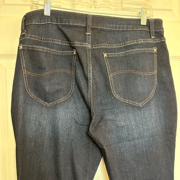 Lee Bootcut Jeans - Picture 12 of 16